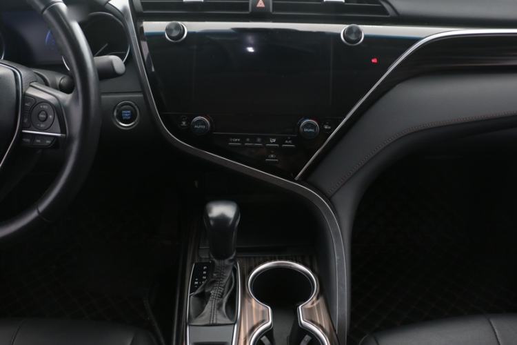 Used Toyota Camry 2019 2.0G Luxury Edition China VI Standard Interior 2