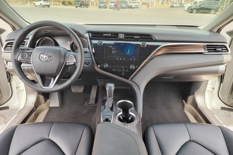 Used Toyota Camry 2019 2.0G Luxury Edition China VI Standard Interior 2