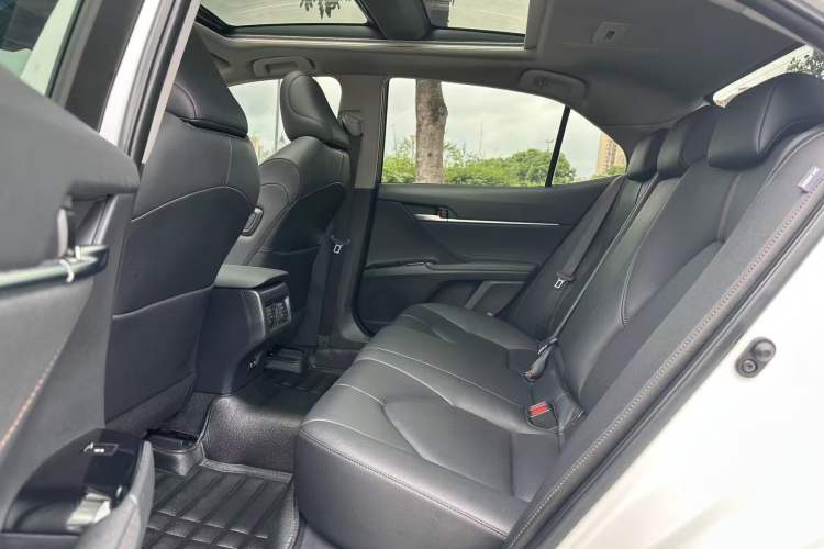 Used Toyota Camry 2019 2.5G Luxury Edition China VI Standard Interior 3