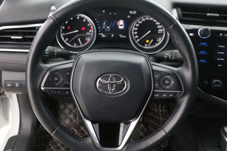 Used Toyota Camry 2019 2.0G Luxury Edition China VI Standard Interior 3