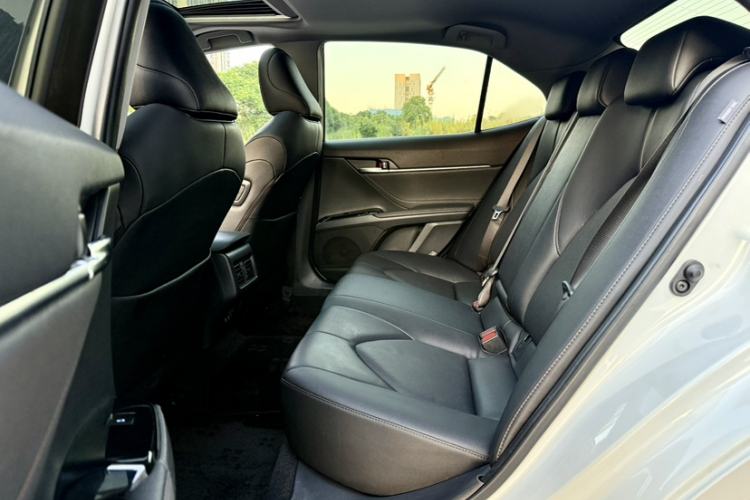Used Toyota Camry 2019 2.0G Luxury Edition China VI Standard Interior 4