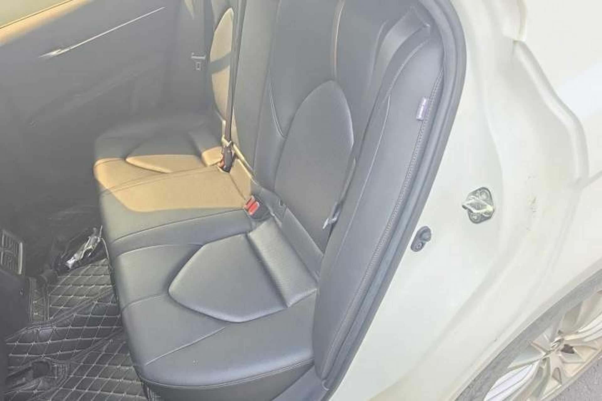 Used Toyota Camry 2019 2.5G Luxury Edition China VI Standard Interior 4