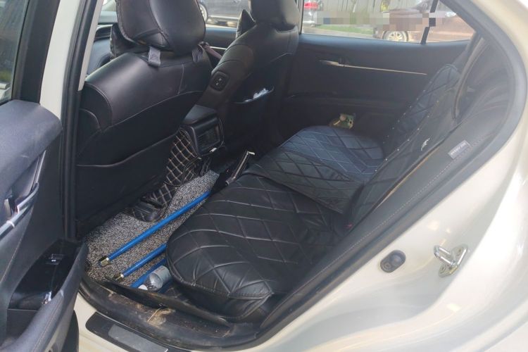 Used Toyota Camry 2019 2.5G Luxury Edition China VI Standard Interior 4