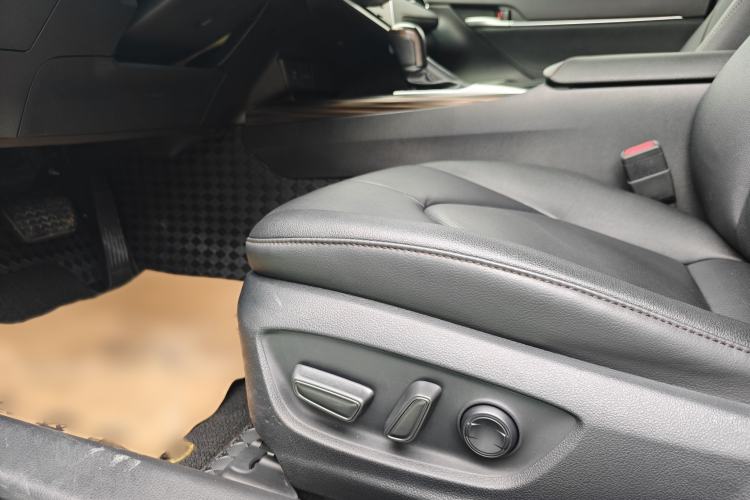 Used Toyota Camry 2019 Revised Version 2.5G Luxury Edition Interior 5
