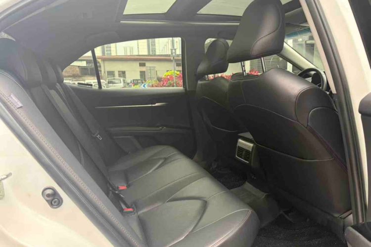 Used Toyota Camry 2019 Dual-Engine 2.5 HG Luxury Edition China VI Standard Interior 5