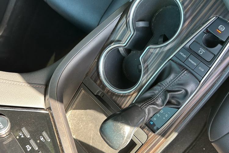 Used Toyota Camry 2019 Revised Version 2.5G Luxury Edition Interior 6
