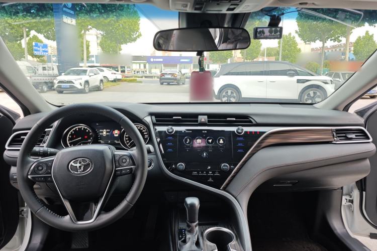 Used Toyota Camry 2019 Revised Version 2.0G Luxury Edition Interior 6