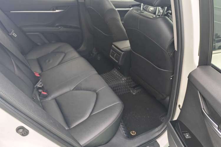 Used Toyota Camry 2019 Revised Version 2.5G Luxury Edition Interior 8