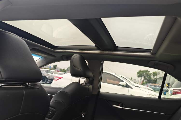 Used Toyota Camry 2019 Revised Version 2.5G Luxury Edition Interior 9