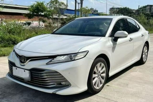 Used Toyota Camry 2019 Revised Version 2.0G Luxury Edition