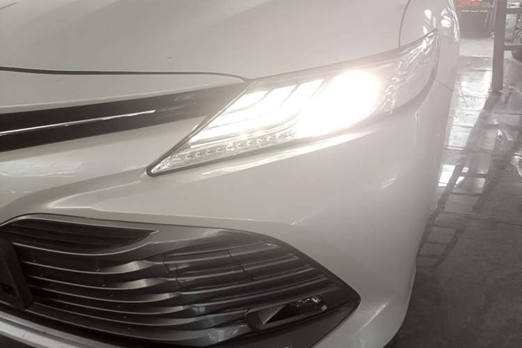 Used Toyota Camry 2019 Revised Version 2.0G Luxury Edition Left Front Headlight