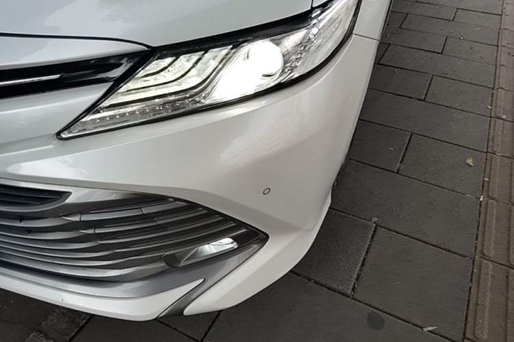 Used Toyota Camry 2019 2.0G Luxury Edition China VI Standard Left Front Headlight