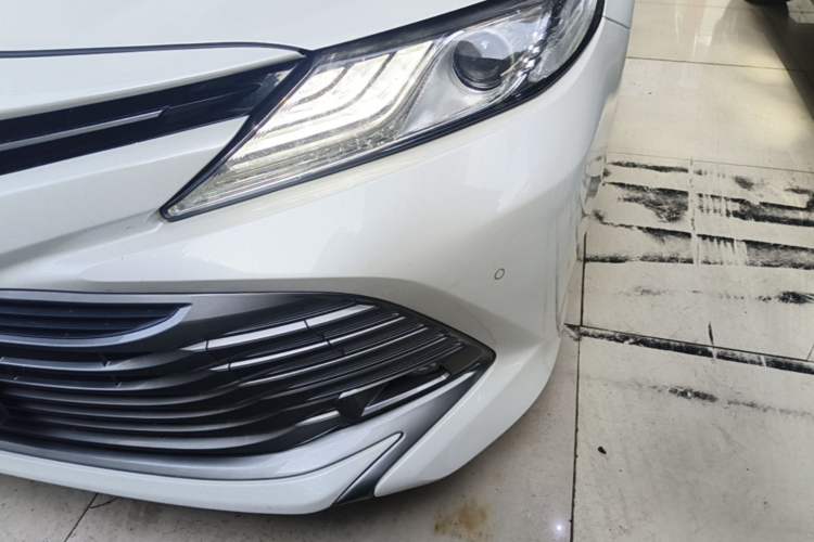 Used Toyota Camry 2019 2.0G Luxury Edition China VI Standard Left Front Headlight