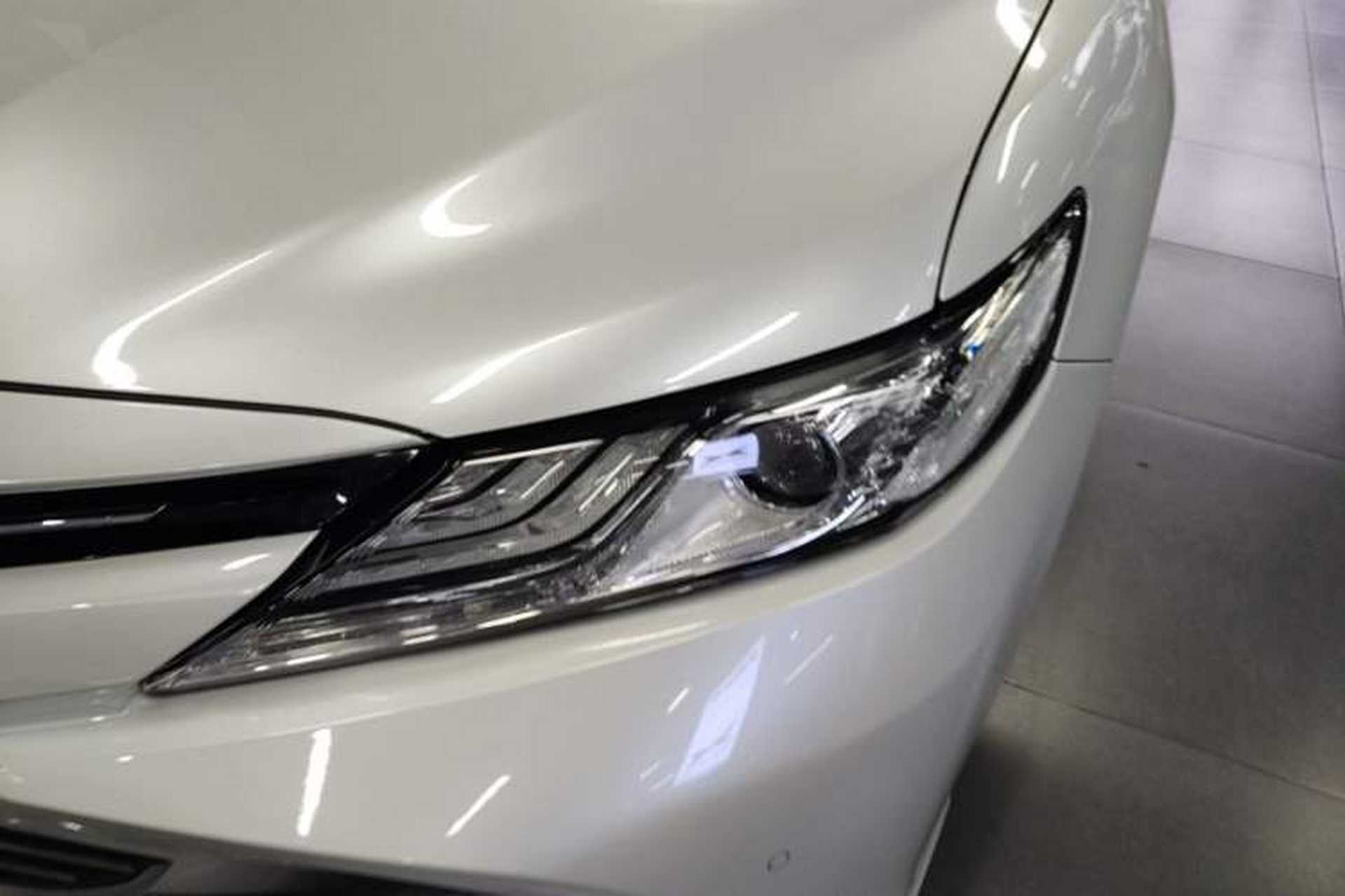 Used Toyota Camry 2019 Revised Version 2.0G Luxury Edition Left Front Headlight