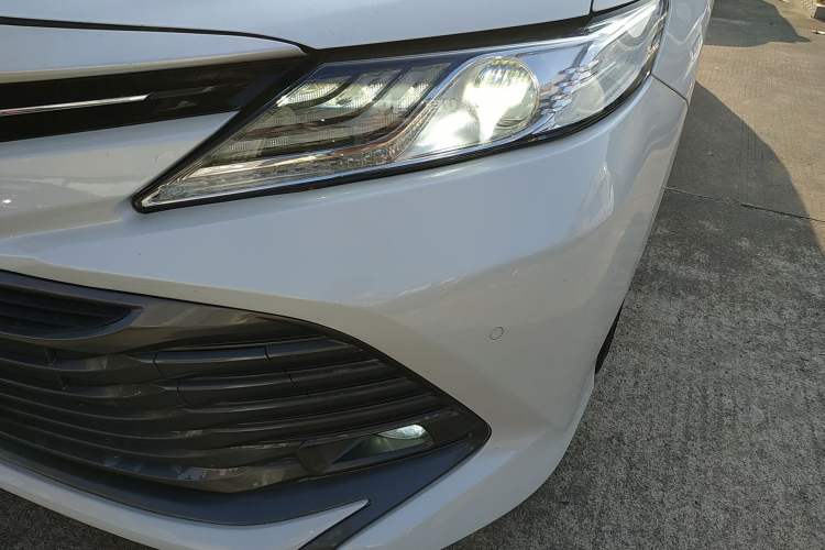 Used Toyota Camry 2019 2.5G Luxury Edition China VI Standard Left Front Headlight