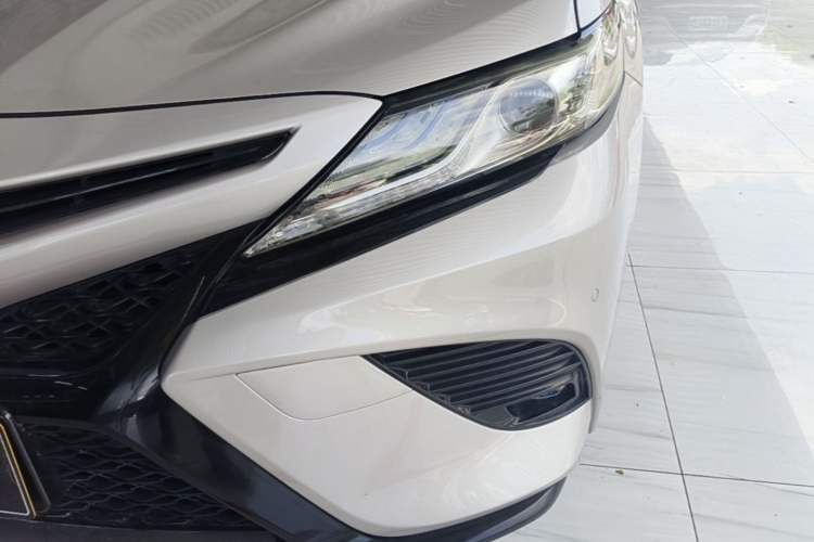 Used Toyota Camry 2019 Dual-Engine 2.5HS FENGSHANG Edition China VI Standard Left Front Headlight