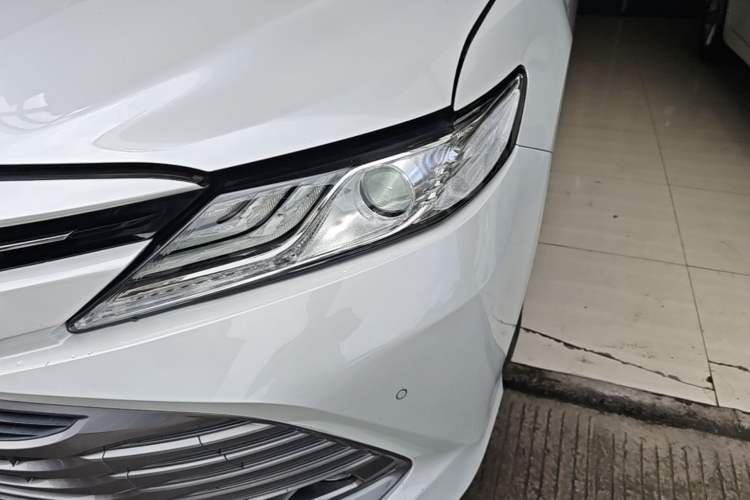 Used Toyota Camry 2019 Revised Version 2.0G Luxury Edition Left Front Headlight