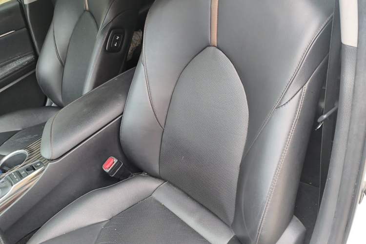 Used Toyota Camry 2019 2.5G Luxury Edition China VI Standard Left Front Seat
