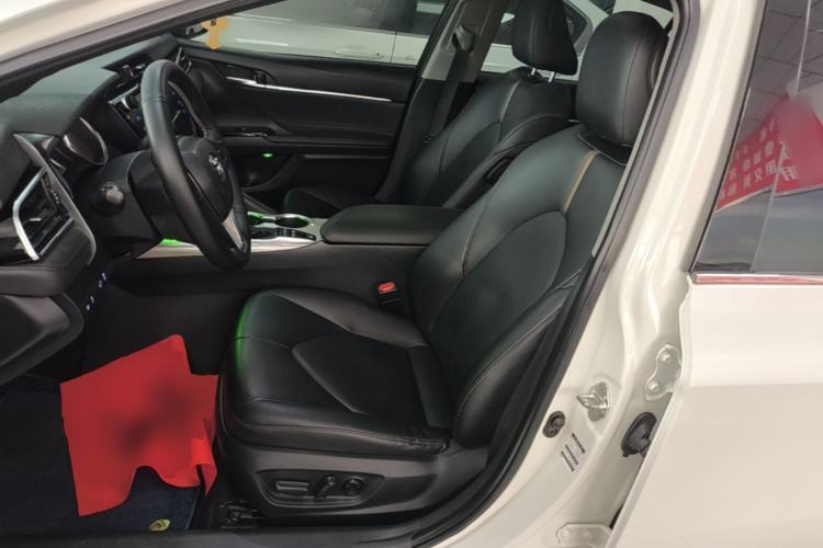 Used Toyota Camry 2019 Revised Version Dual-Engine 2.5 HG Luxury Edition Left Front Seat