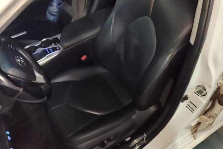 Used Toyota Camry 2019 Dual-Engine 2.5 HG Luxury Edition China V Standard Left Front Seat