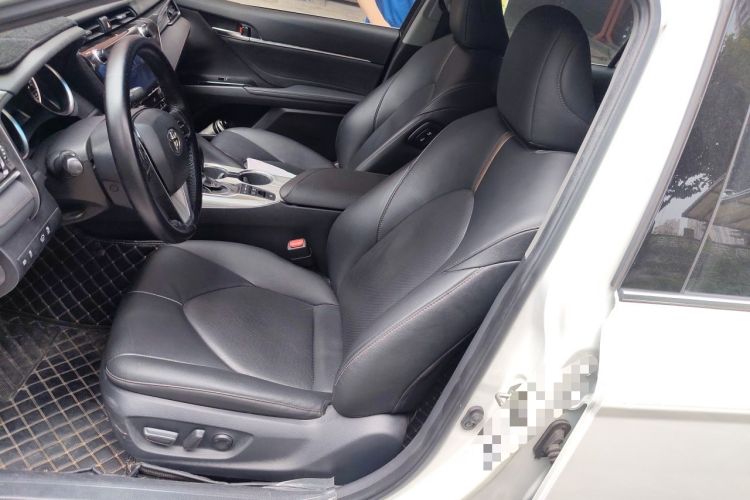 Used Toyota Camry 2019 Revised Version Dual-Engine 2.5 HG Luxury Edition Left Front Seat