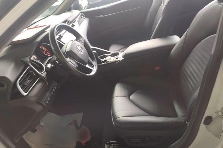 Used Toyota Camry 2019 Revised Version 2.5S Fēngshàng Edition Left Front Seat