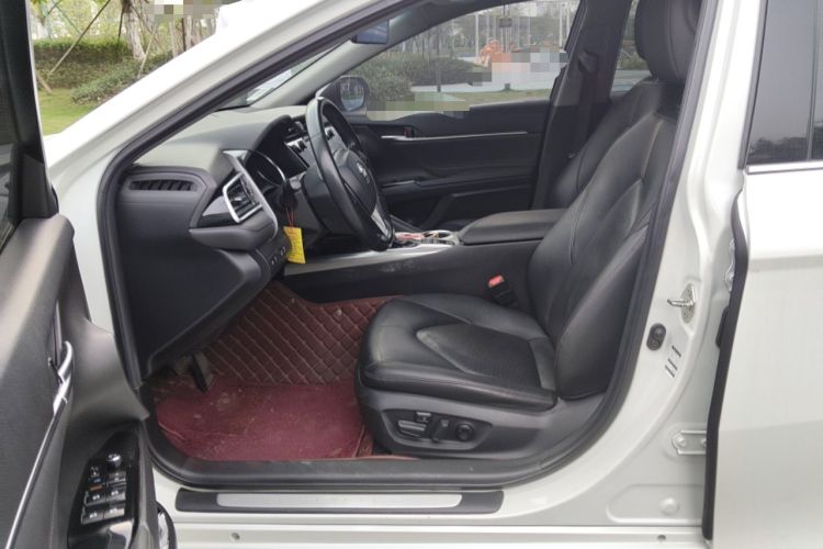 Used Toyota Camry 2019 Dual-Engine 2.5 HG Luxury Edition China VI Standard Left Front Seat