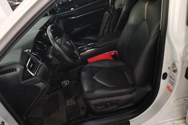 Used Toyota Camry 2019 Revised Version 2.5G Luxury Edition Left Front Seat