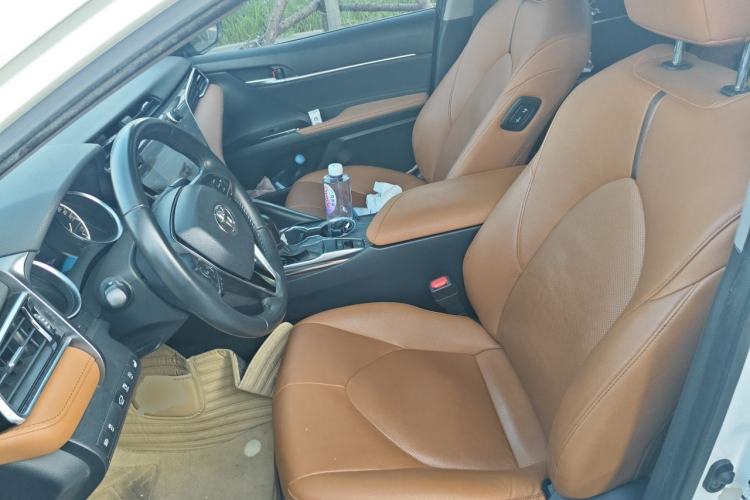 Used Toyota Camry 2019 Revised Version 2.0G Luxury Edition Left Front Seat