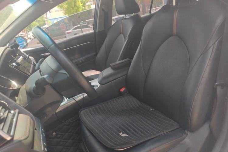 Used Toyota Camry 2019 Revised Version Dual-Engine 2.5 HG Luxury Edition Left Front Seat