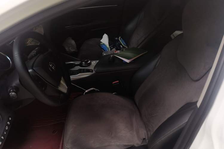 Used Toyota Camry 2019 Dual-Engine 2.5 HG Luxury Edition China VI Standard Left Front Seat