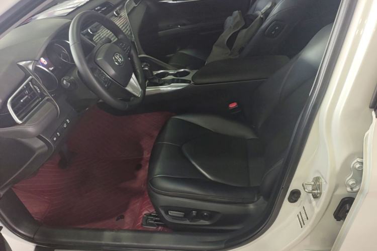 Used Toyota Camry 2019 Dual-Engine 2.5 HG Luxury Edition China VI Standard Left Front Seat