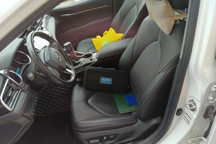 Used Toyota Camry 2019 Revised Version 2.5S Fēngshàng Edition Left Front Seat