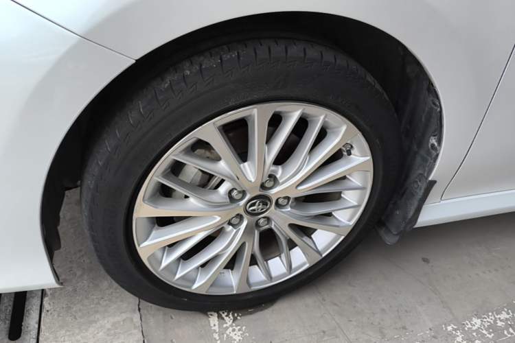 Used Toyota Camry 2019 Revised Version 2.5G Luxury Edition Left Front Wheel Hub
