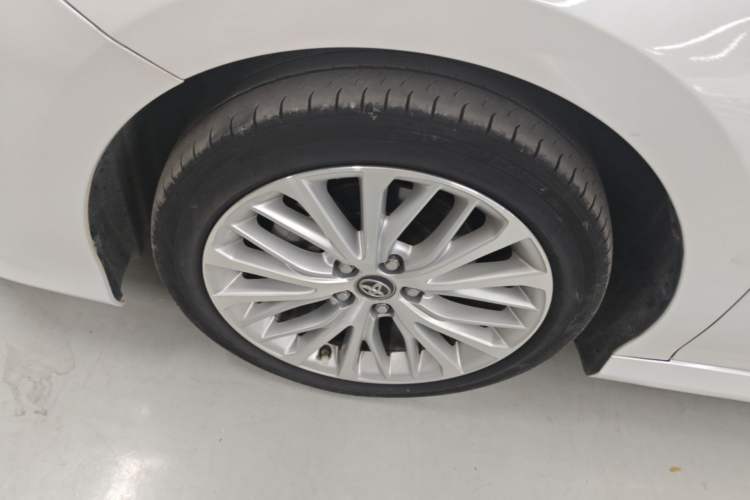 Used Toyota Camry 2019 Revised Version 2.5G Luxury Edition Left Front Wheel Hub