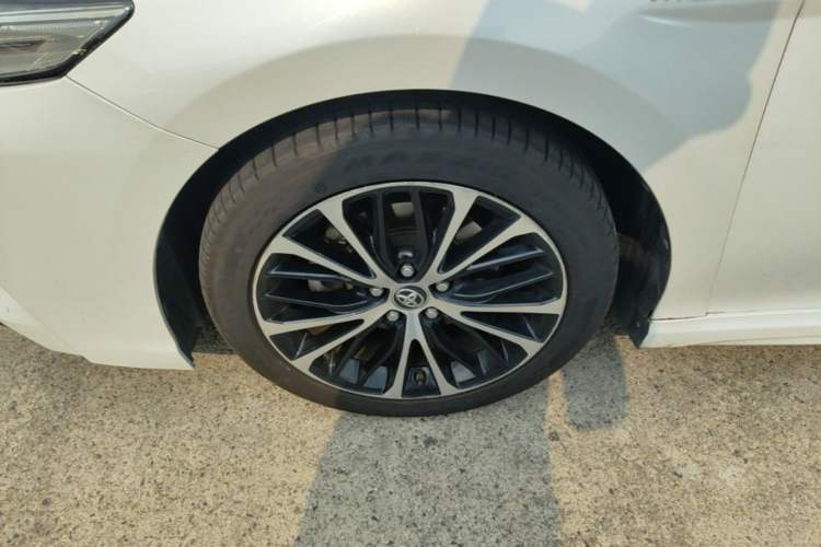 Used Toyota Camry 2019 Dual-Engine 2.5HS FENGSHANG Edition China VI Standard Left Front Wheel Hub