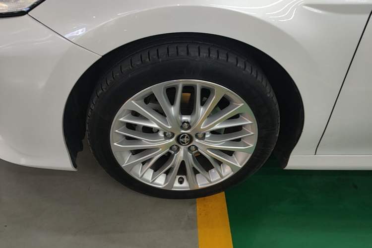 Used Toyota Camry 2019 Revised Version 2.5G Luxury Edition Left Front Wheel Hub