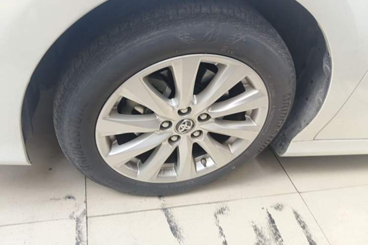 Used Toyota Camry 2019 2.0G Luxury Edition China VI Standard Left Front Wheel Hub