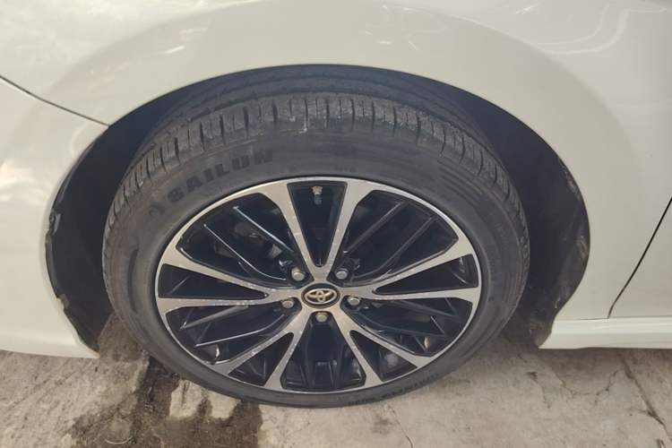 Used Toyota Camry 2019 Revised Version 2.5S Fēngshàng Edition Left Front Wheel Hub