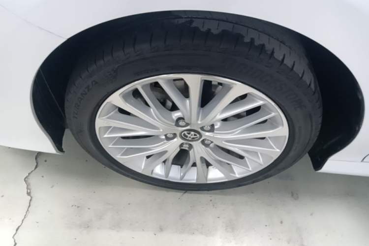 Used Toyota Camry 2019 2.5G Luxury Edition China VI Standard Left Front Wheel Hub