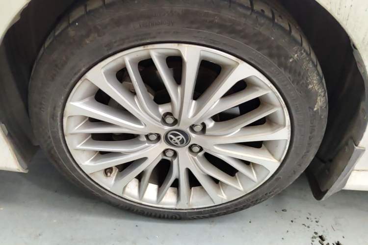 Used Toyota Camry 2019 Revised Version 2.5G Luxury Edition Left Front Wheel Hub