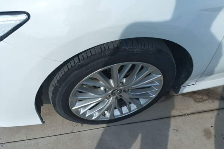 Used Toyota Camry 2019 Revised Version 2.5G Luxury Edition Left Front Wheel Hub