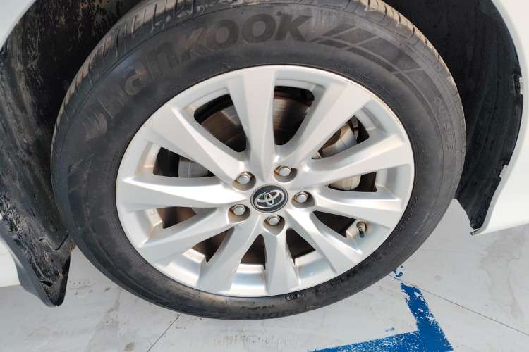 Used Toyota Camry 2019 Revised Version 2.0G Luxury Edition Left Front Wheel Hub