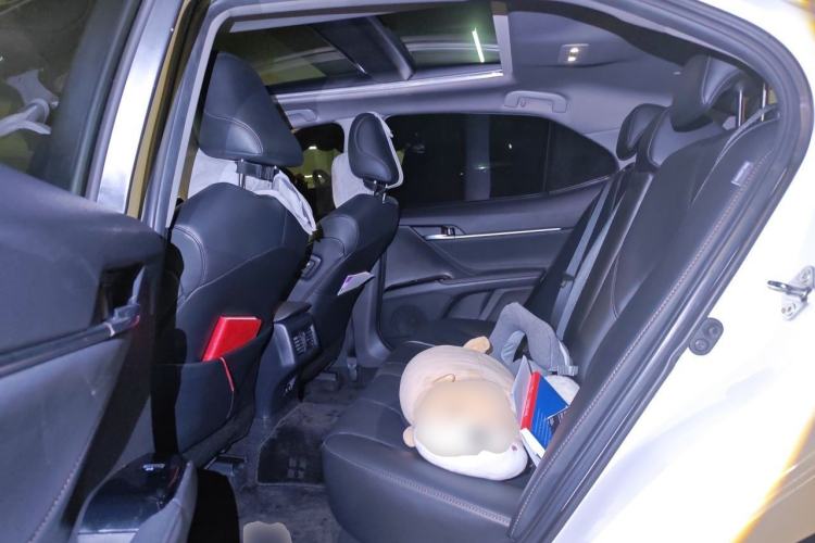 Used Toyota Camry 2019 2.5G Luxury Edition China VI Standard Left Rear Seat