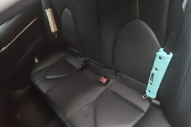 Used Toyota Camry 2019 2.5G Luxury Edition China VI Standard Left Rear Seat