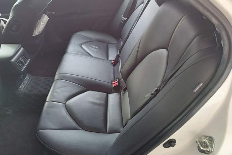Used Toyota Camry 2019 2.5G Luxury Edition China VI Standard Left Rear Seat