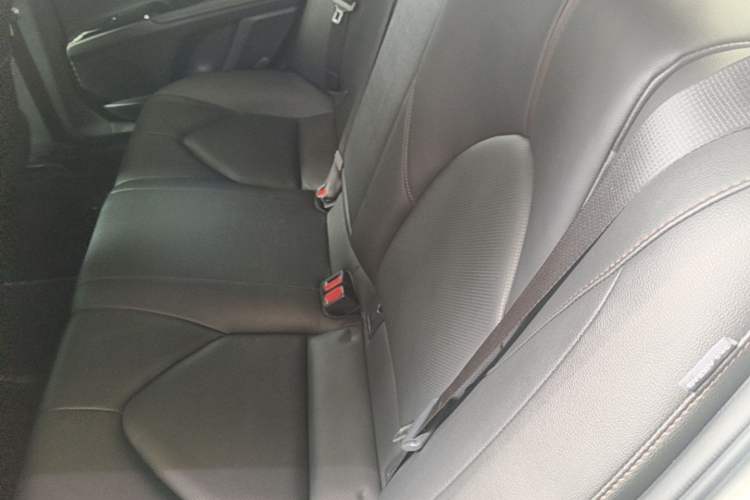 Used Toyota Camry 2019 2.0G Luxury Edition China VI Standard Left Rear Seat