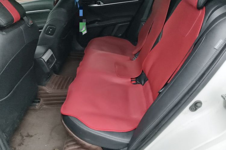 Used Toyota Camry 2019 Revised Version Dual-Engine 2.5 HG Luxury Edition Left Rear Seat