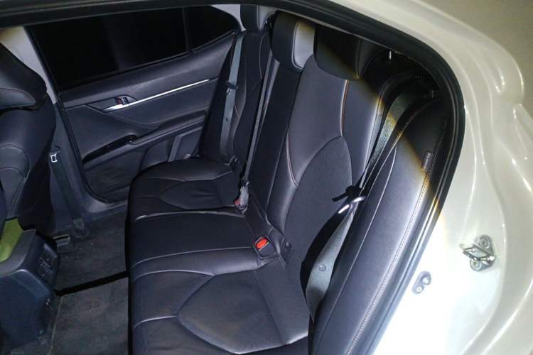 Used Toyota Camry 2019 2.0G Luxury Edition China VI Standard Left Rear Seat