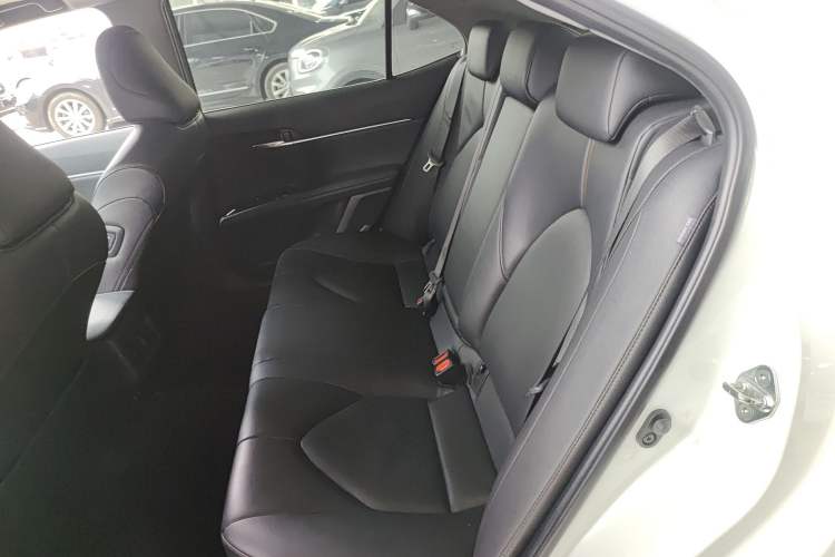 Used Toyota Camry 2019 2.5G Luxury Edition China VI Standard Left Rear Seat